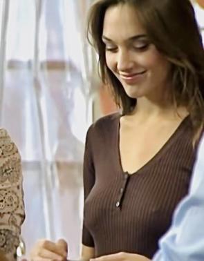 Young Gal in Bubot (2007)