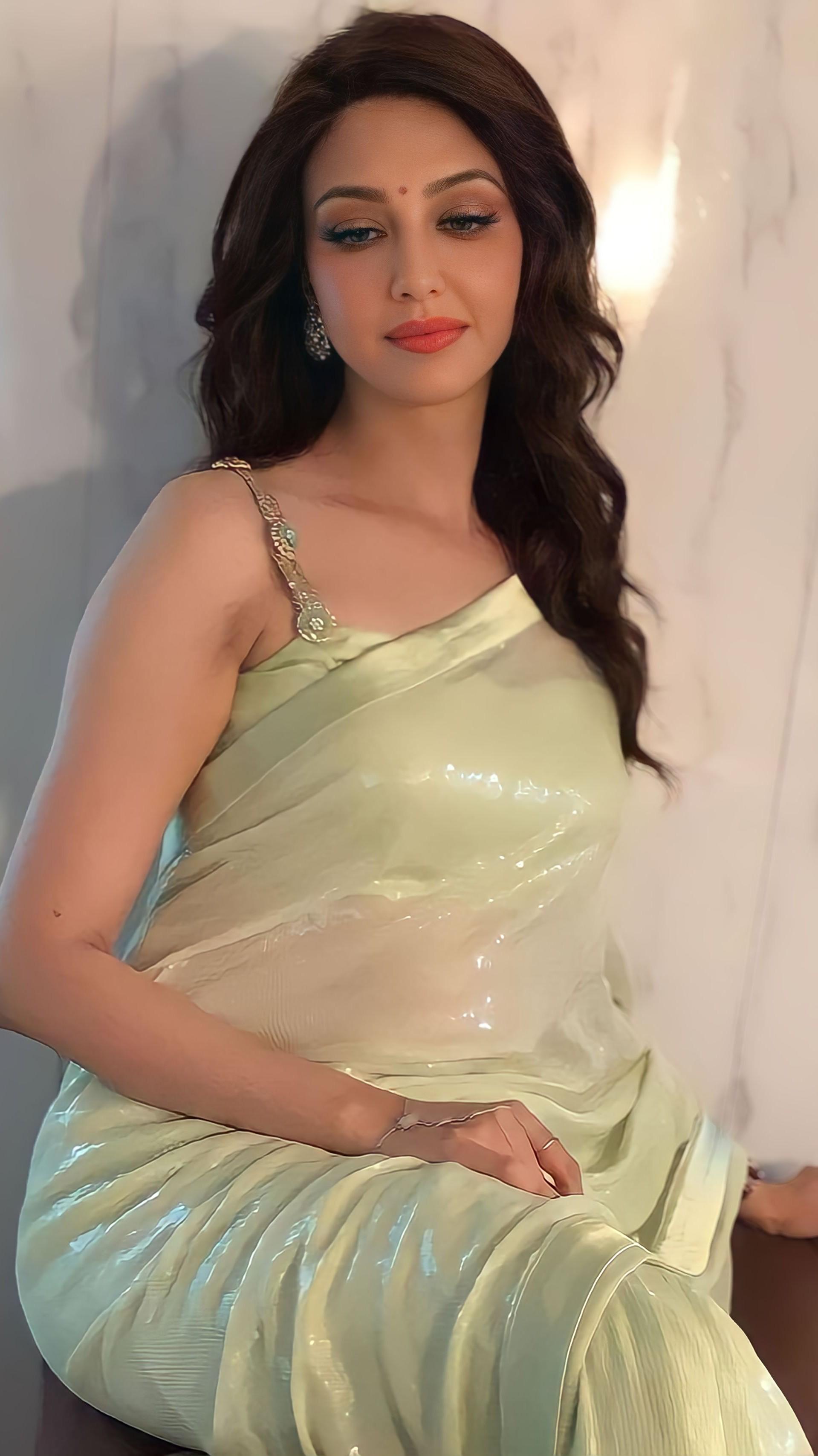 Saumya Tandon 🔥 : rSaumyaTandon