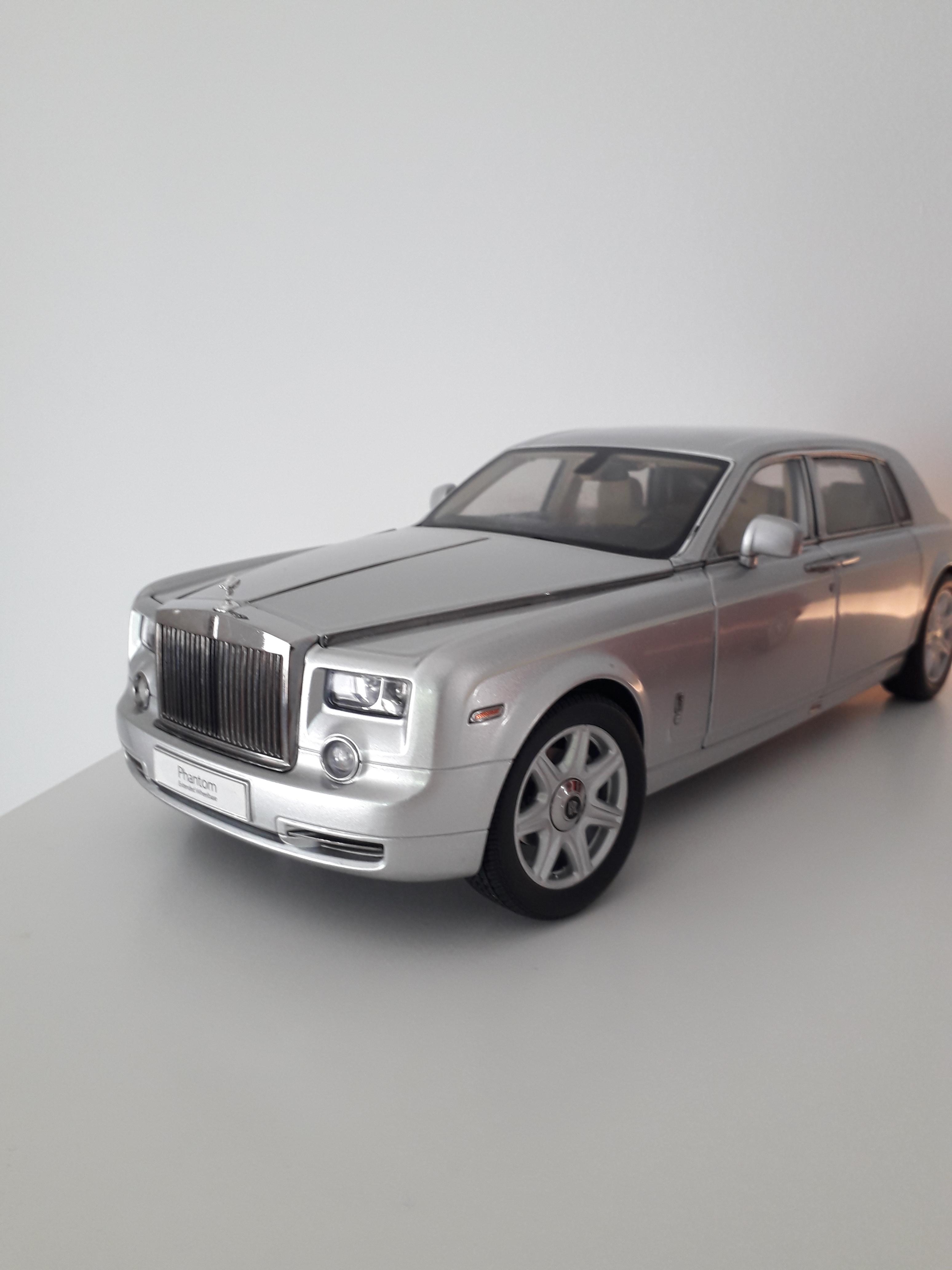 Anyone Interiested In A 1 18 Silver Kyosho Rolls Royce