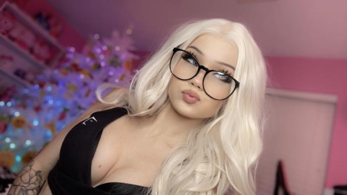 justfoxii__ Justfoxii net worth