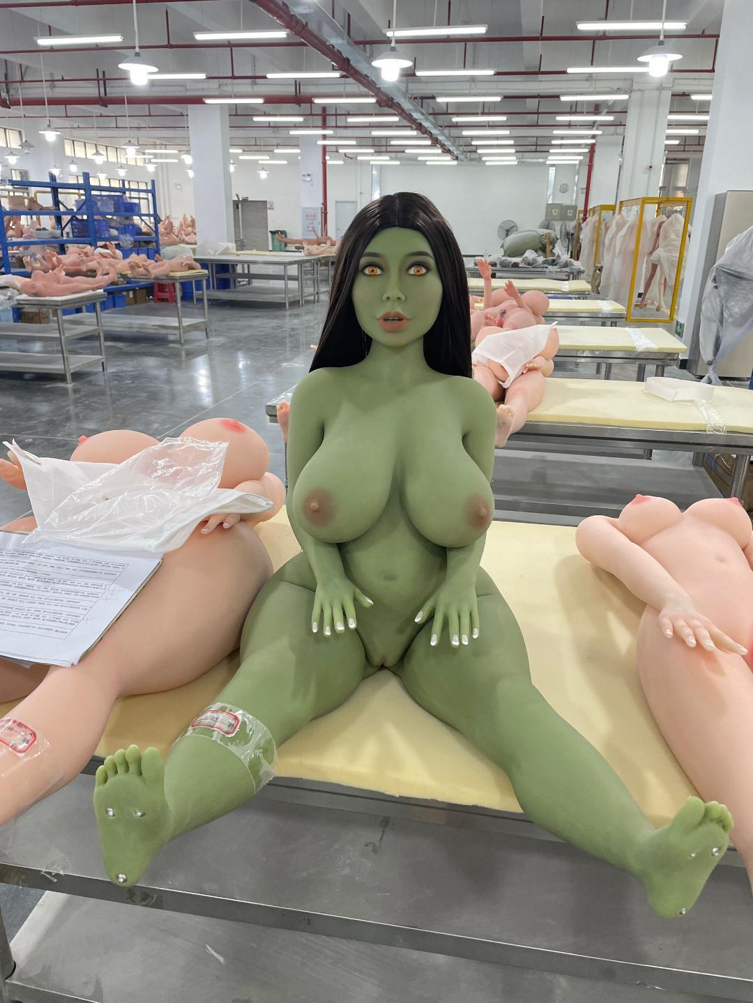 Anyone gotten a 118cm YLdoll yet? [factory pic] : rSexDolls