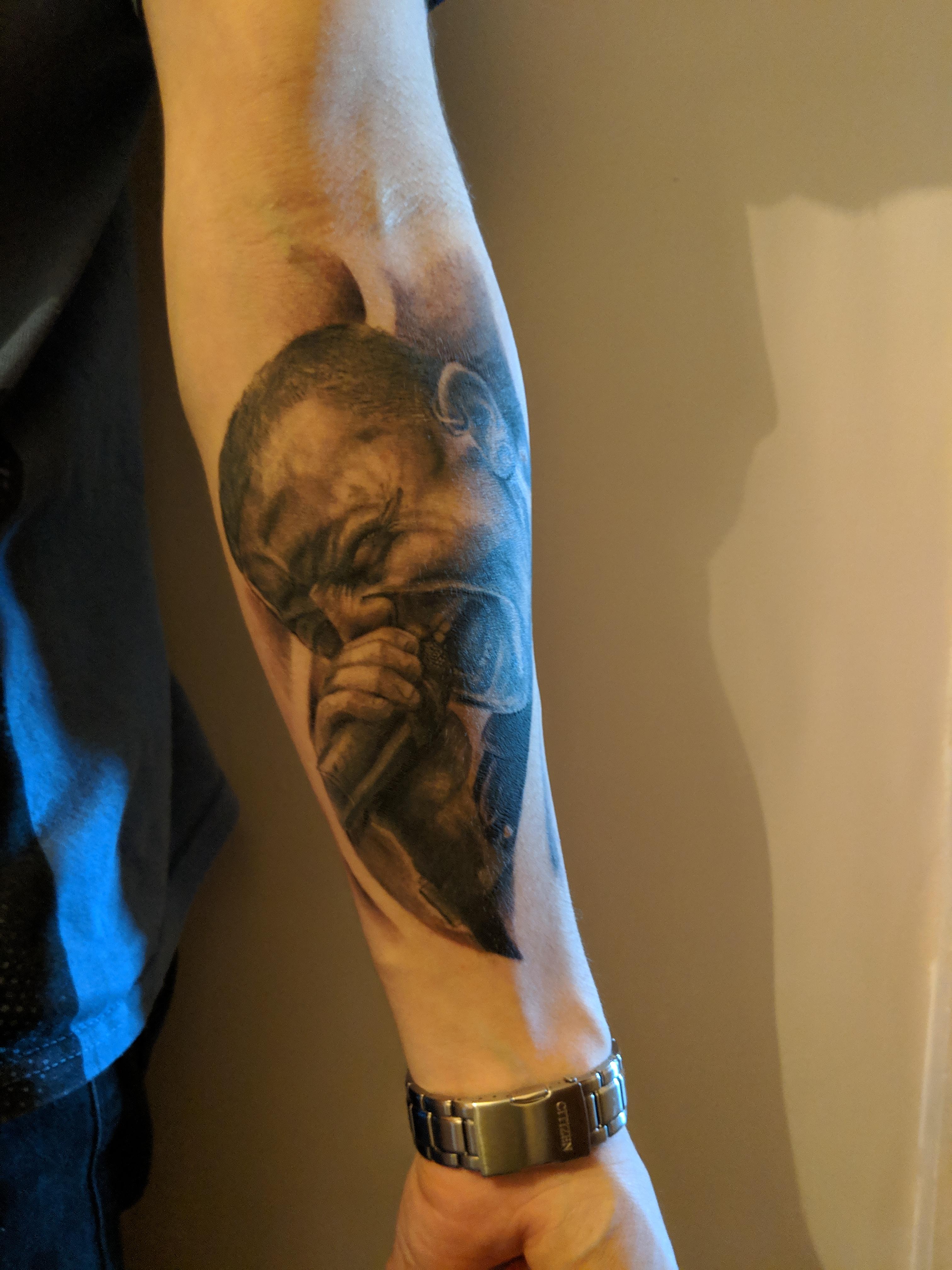 Tribute To Chester Bennington Credit To Fredrico From Tillyoudie Tattoos In Birmingham Tattoos