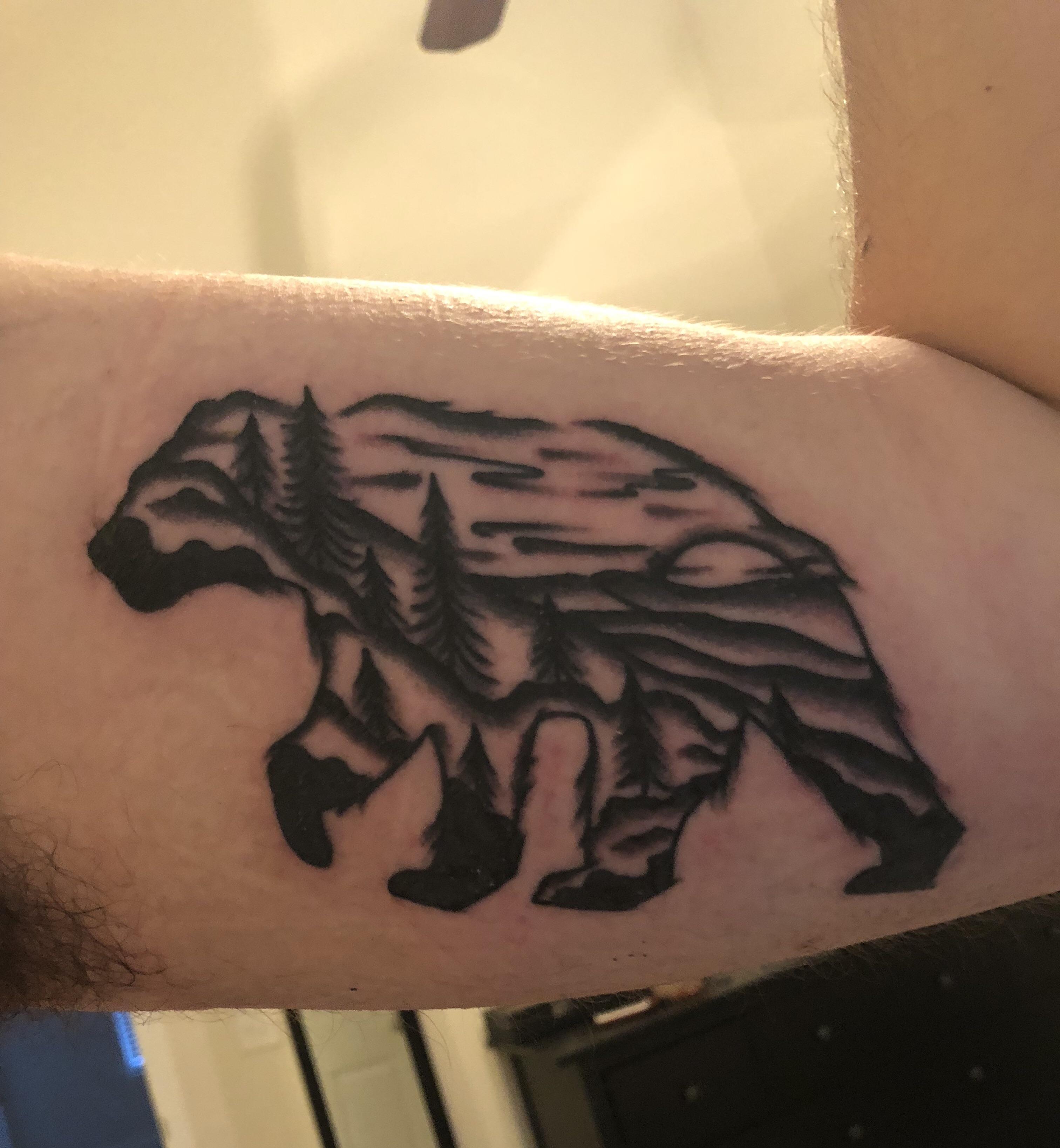 A Black Bear With The Smoky Mountains Inside I Got Last Night From Nick Mella At Battleground Tattoos In Nashville Tn Tattoos