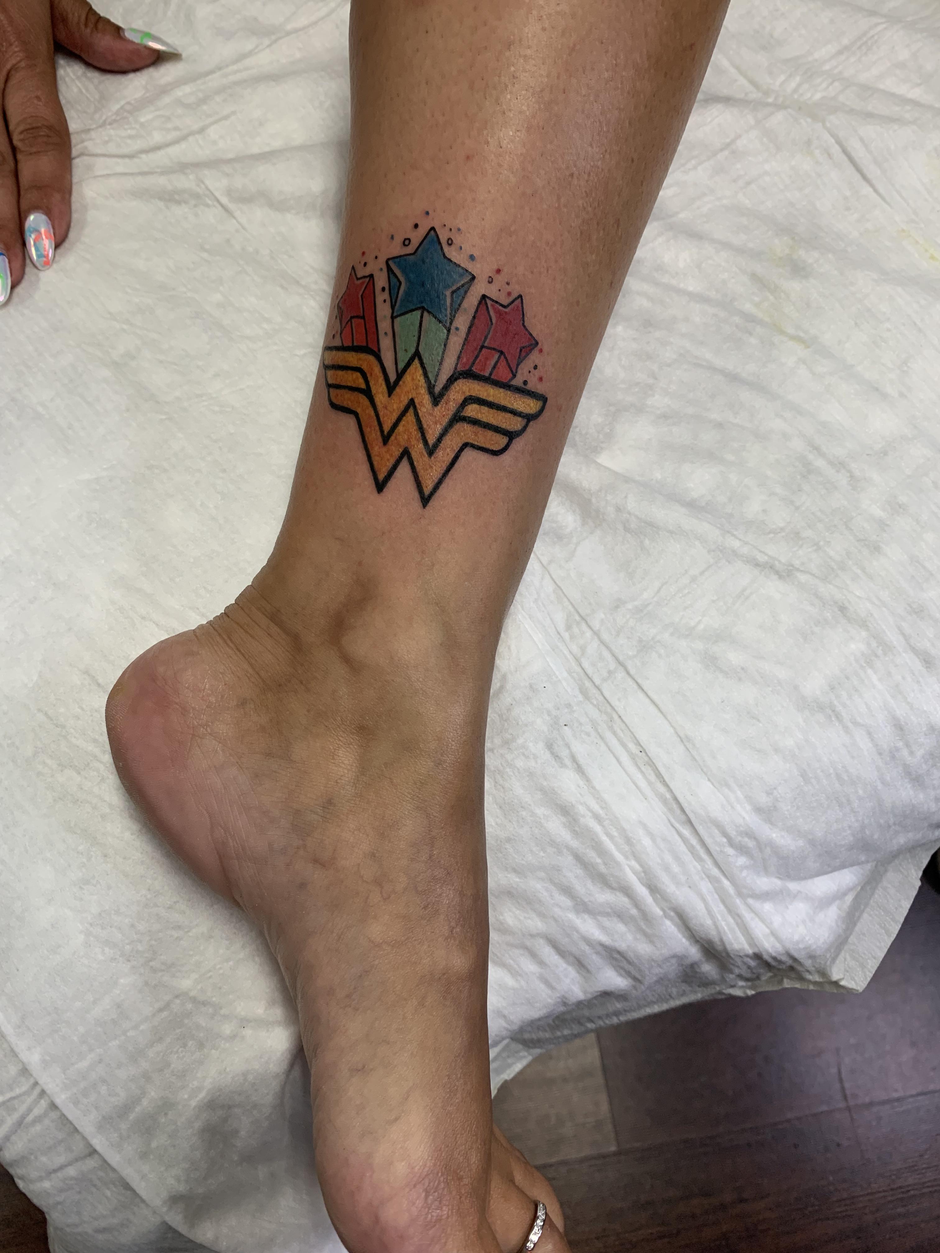 5th Tattoo But Biggest With Most Color Saturation My Others Didn T Hurt This Bad It S Actually Painful To Walk Just Got This Yesterday Is This Normal Tattoo