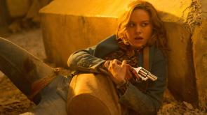 Brie as Justine in Free Fire (2016)