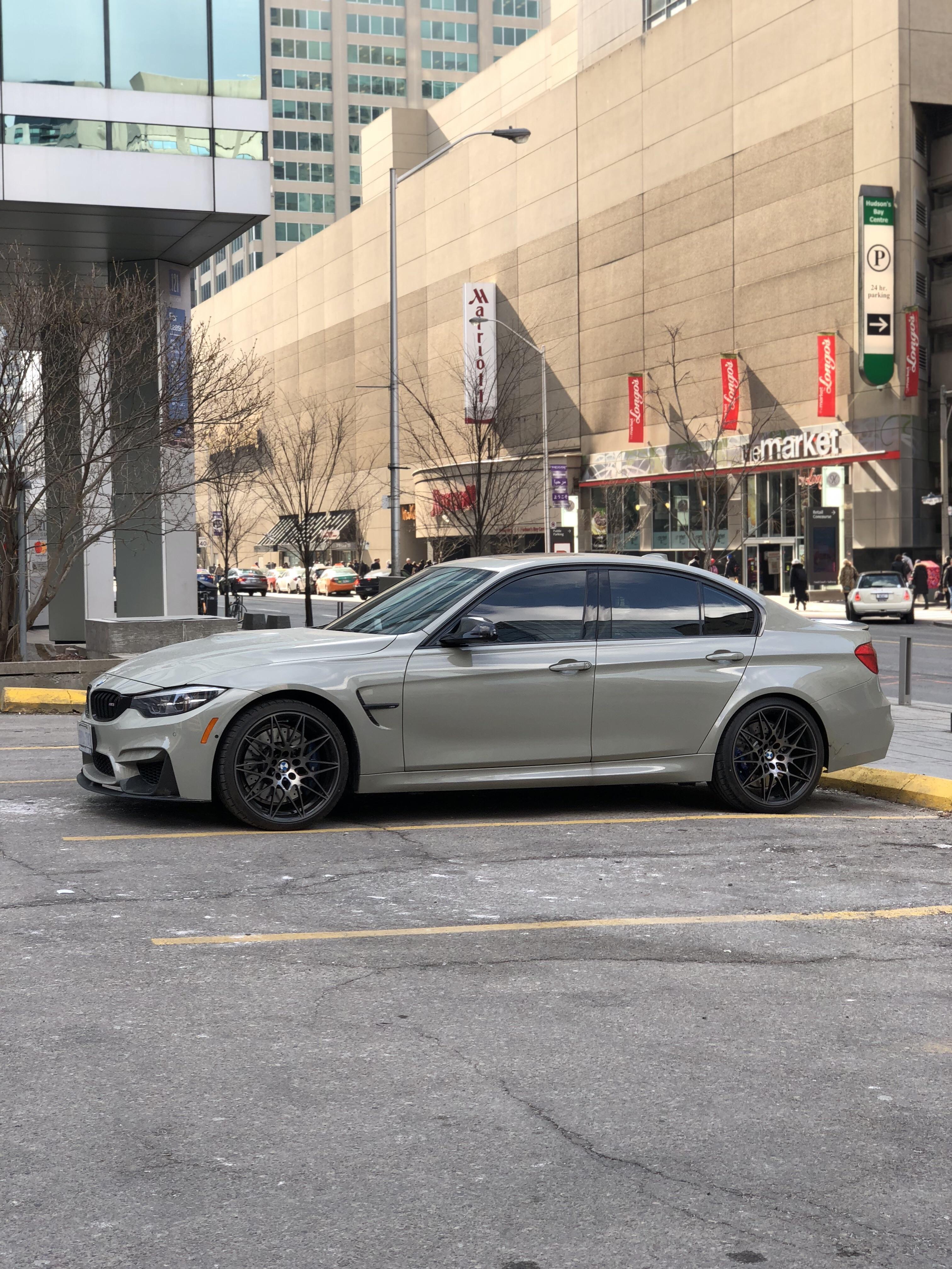 Kudos to the owner of this fashion grey m3, i fall in love with those