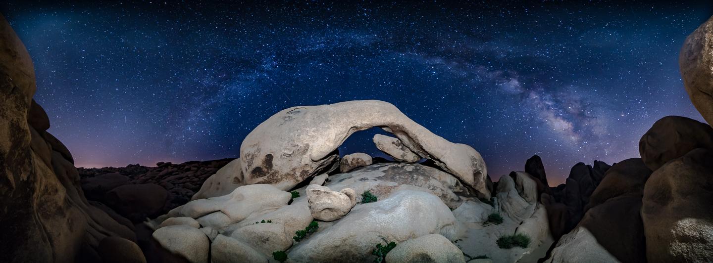 Star Trail Over Arch Rock Joshua Tree National Park Stock Photo Alamy