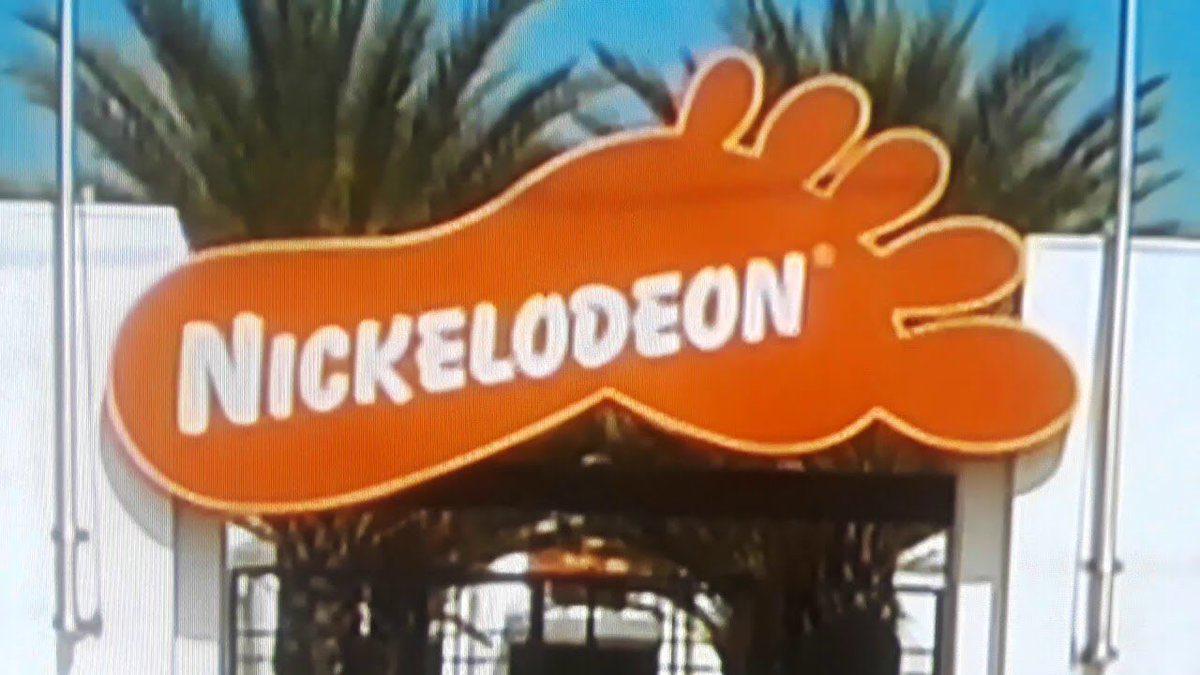 Can someone explain to me why Nickelodeons logo is a foot? : rcartoons