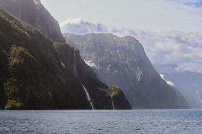 Milford Sound, New Zealand [OC] [5159×3439]