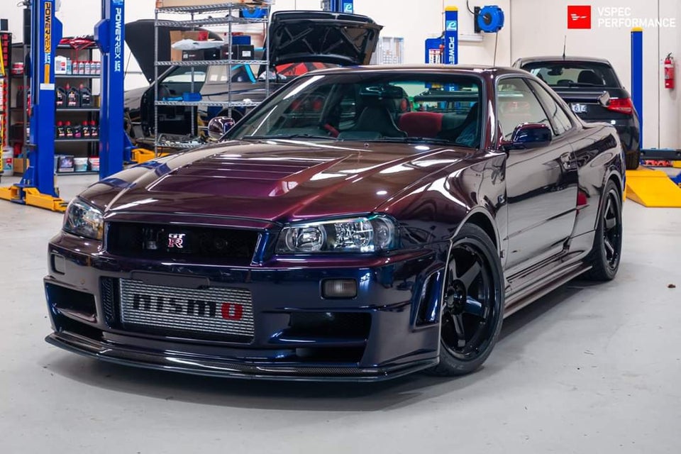 Nissan Skyline GT-R R34 Z-Tune Midnight Purple III [640 x 960