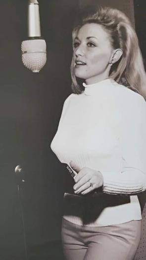 20 year old Dolly Parton in the recording studio,1966