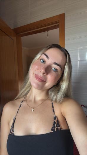 Summer freckles >>>