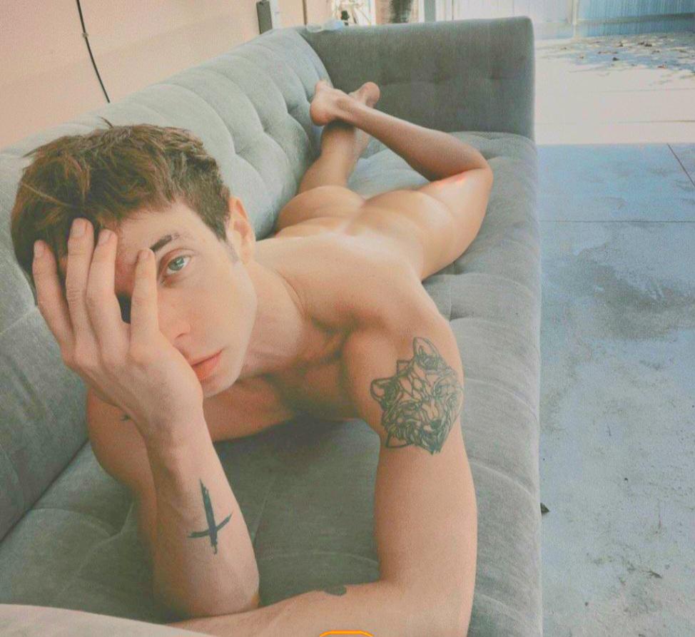 Joel poe nude 😍 😏 🥵🔥 : rGayPorn_NSFW