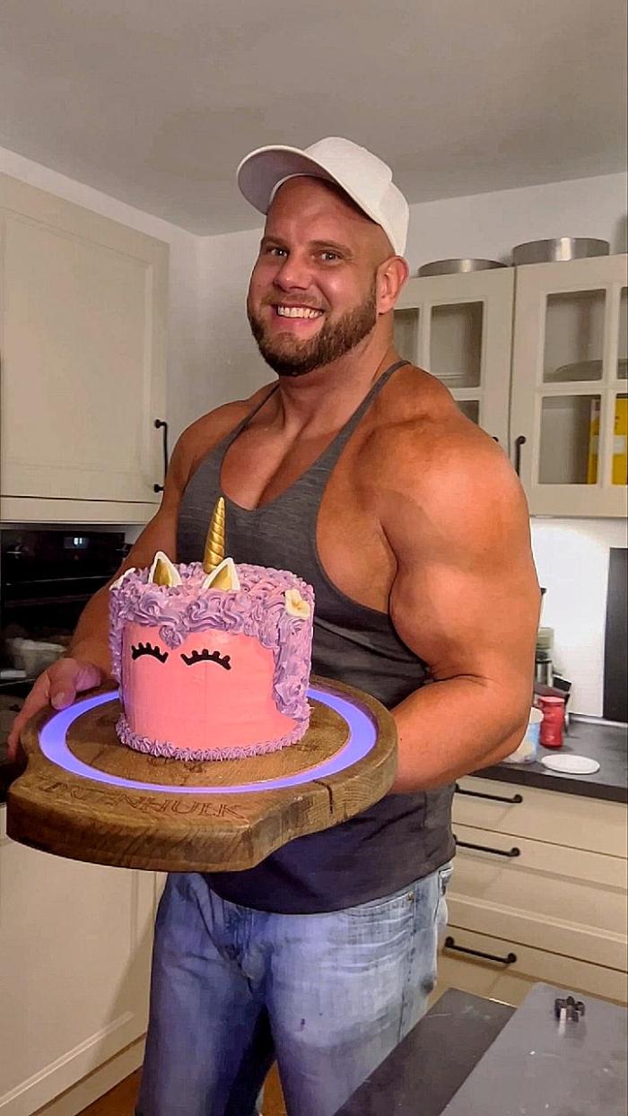 cakehulk