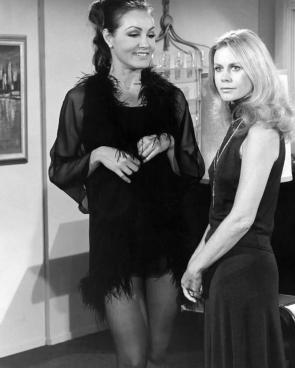 Julie Newmar and Elizabeth Montgomery on the set of the 1971 Bewitched episode “The Eight Year Itch Witch”