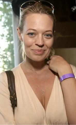 Jeri Ryan, 57