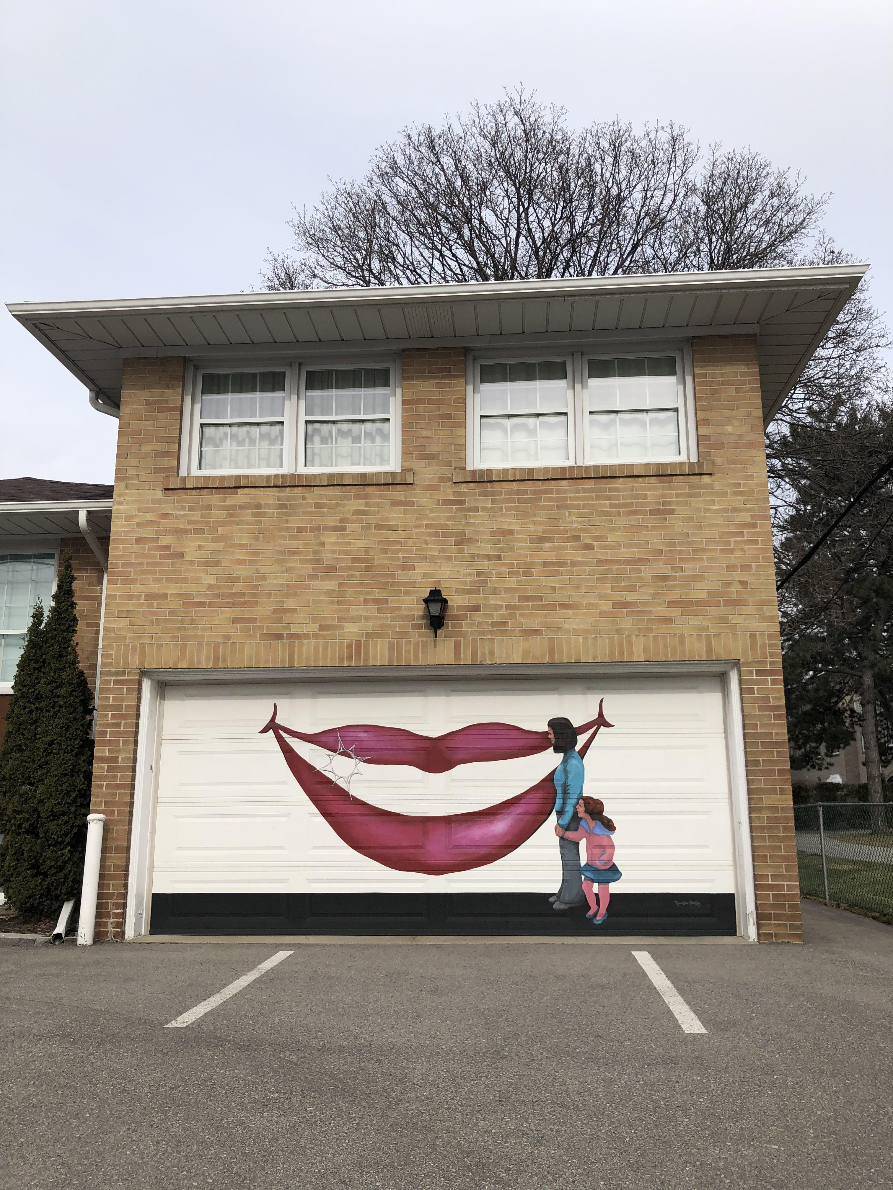 This house has a face…