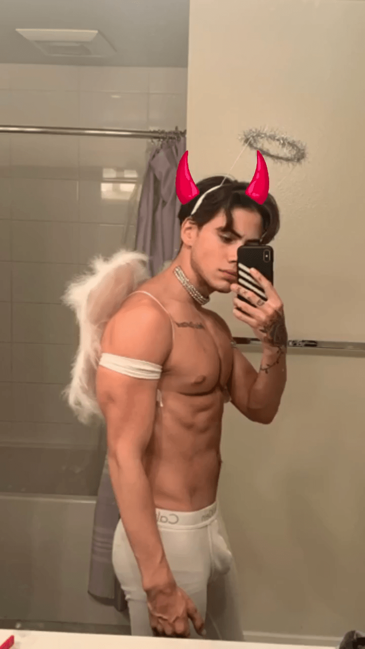 🔞Aaron Fuller via Instagram | Celeb Porn | XXX-Gays.com