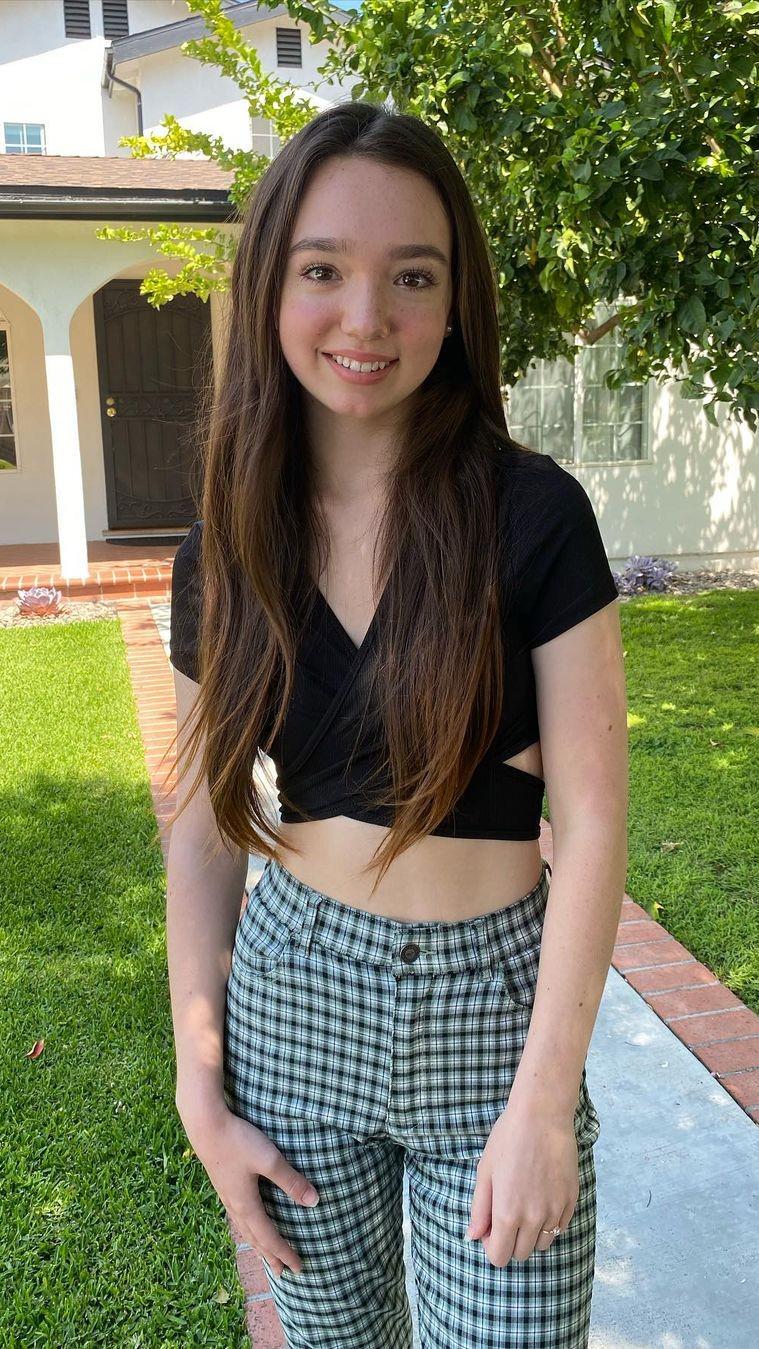 Rubyjay - Premium Geometric Design Gallery - 4K