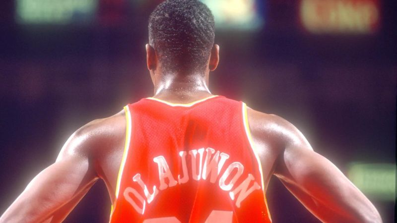 Olajuwon S Aina Medium - Gradient Pictures - Classic Ultra HD Collection