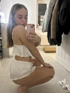 i wld love to be your favoorite cropped girl Redditor..