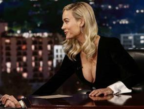 Brie presenting for Jimmy Kimmel