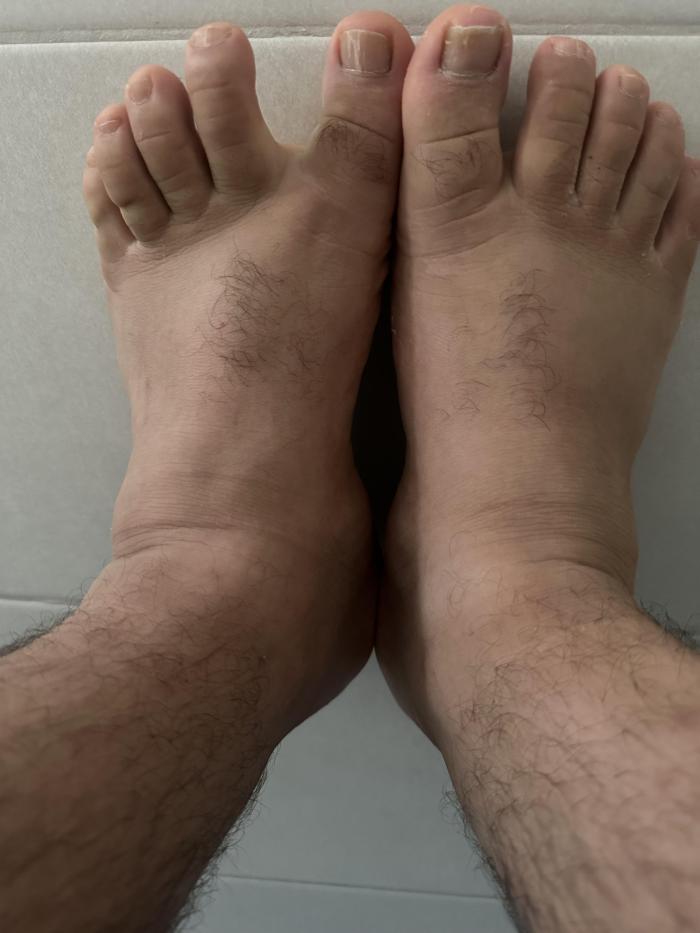 machofeet2
