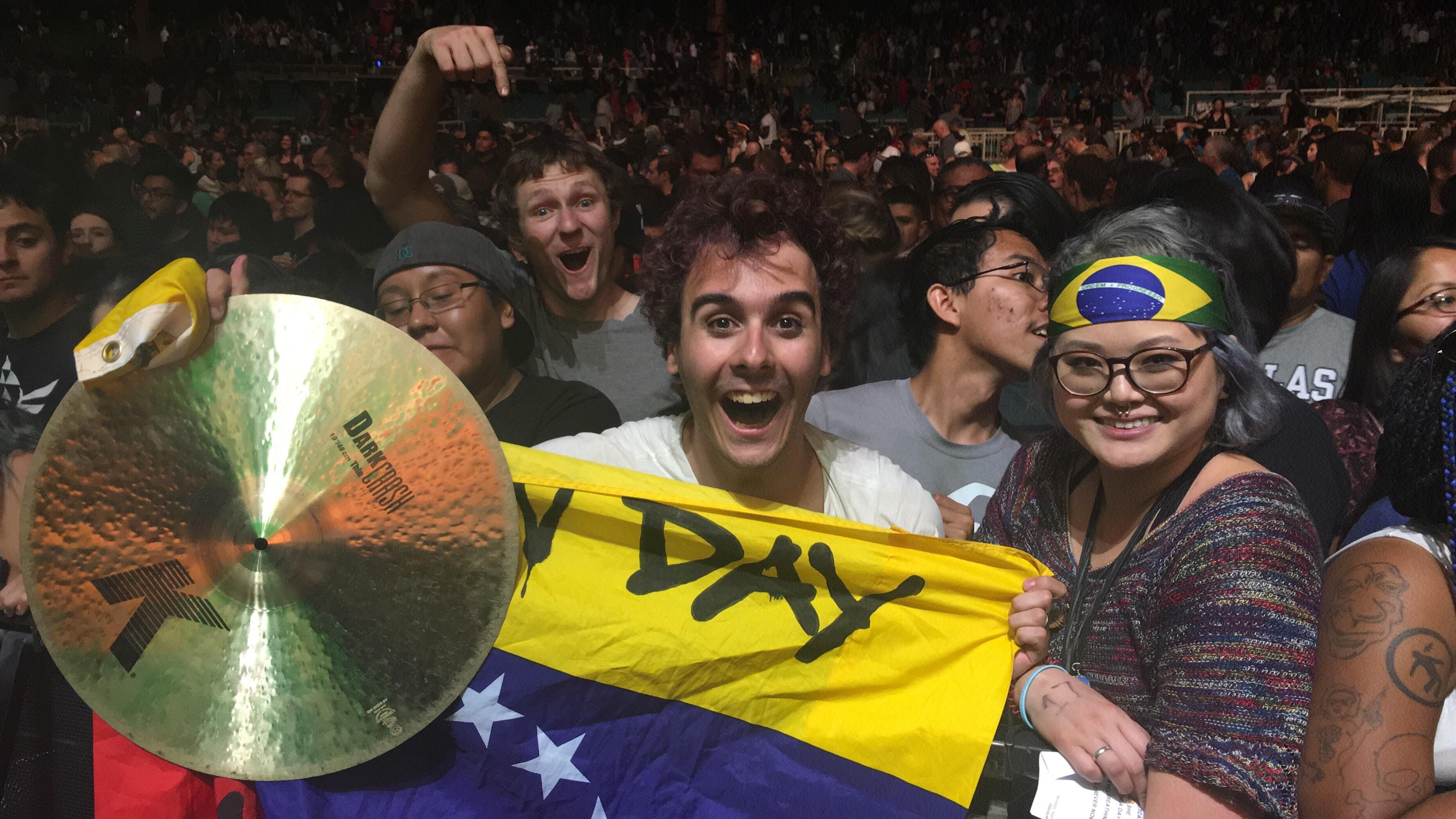 Run Away Tre Cool Fanfic Drama And A Headache Wattpad