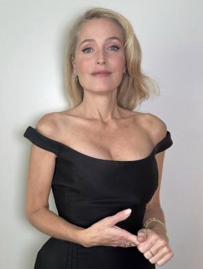 Gillian Anderson, 57
