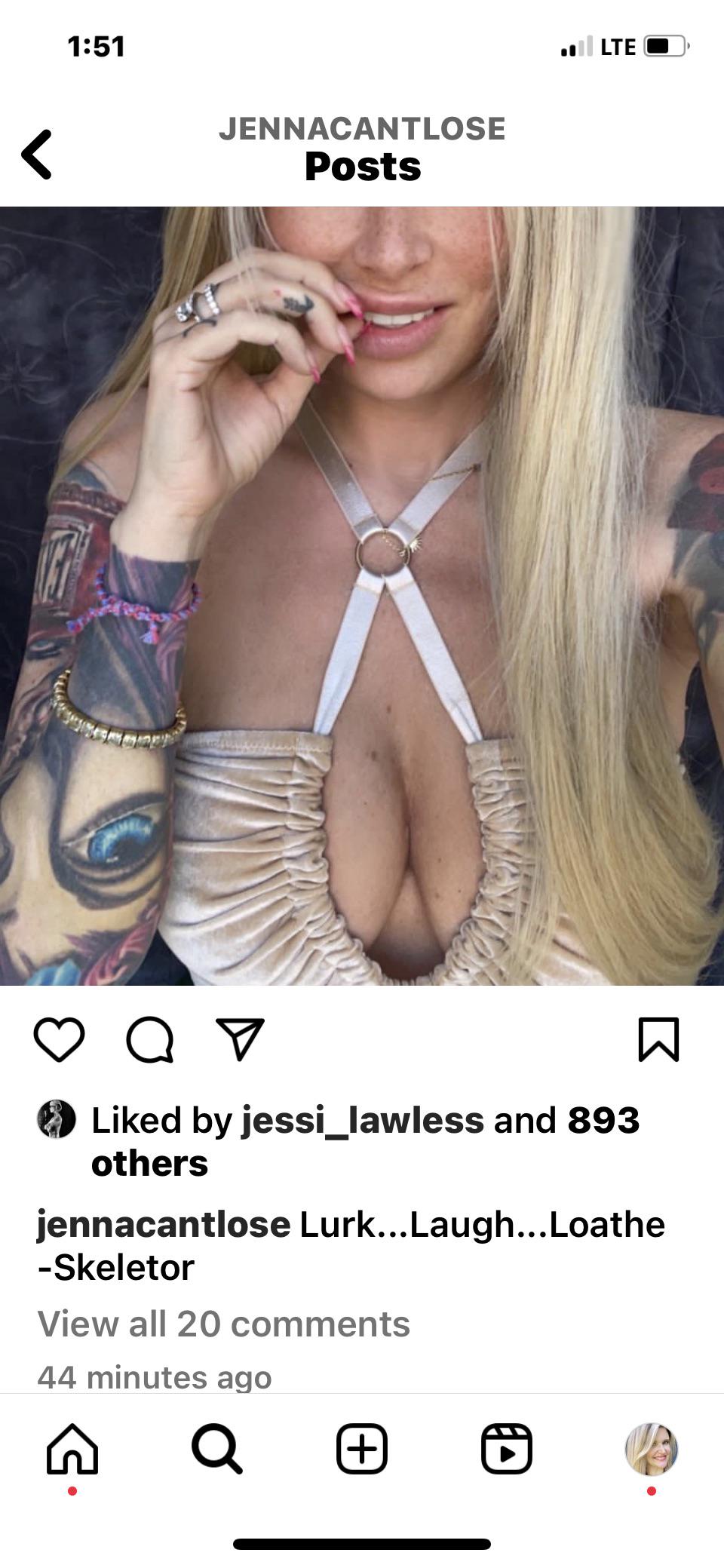 Social Media Wierdness Alert! : rwtfjennajameson