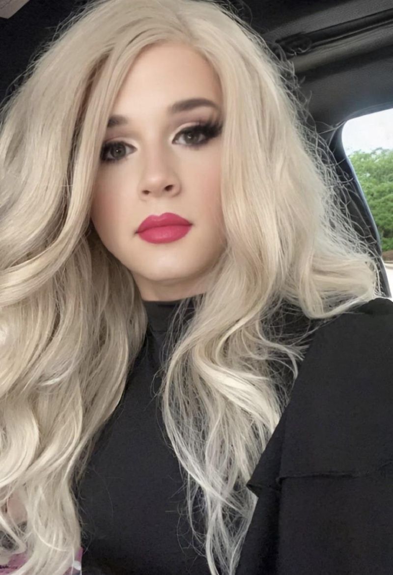 Lovely Day For It R Crossdress Expression - Nature Illustration Collection - Mobile Quality