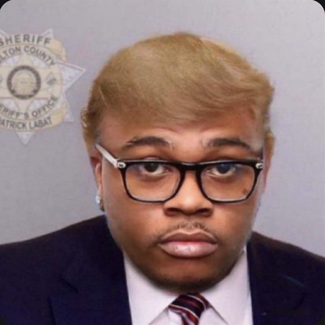 When you have Floyd winning in every fantasy fight on rboxing... :  rboxingcirclejerk