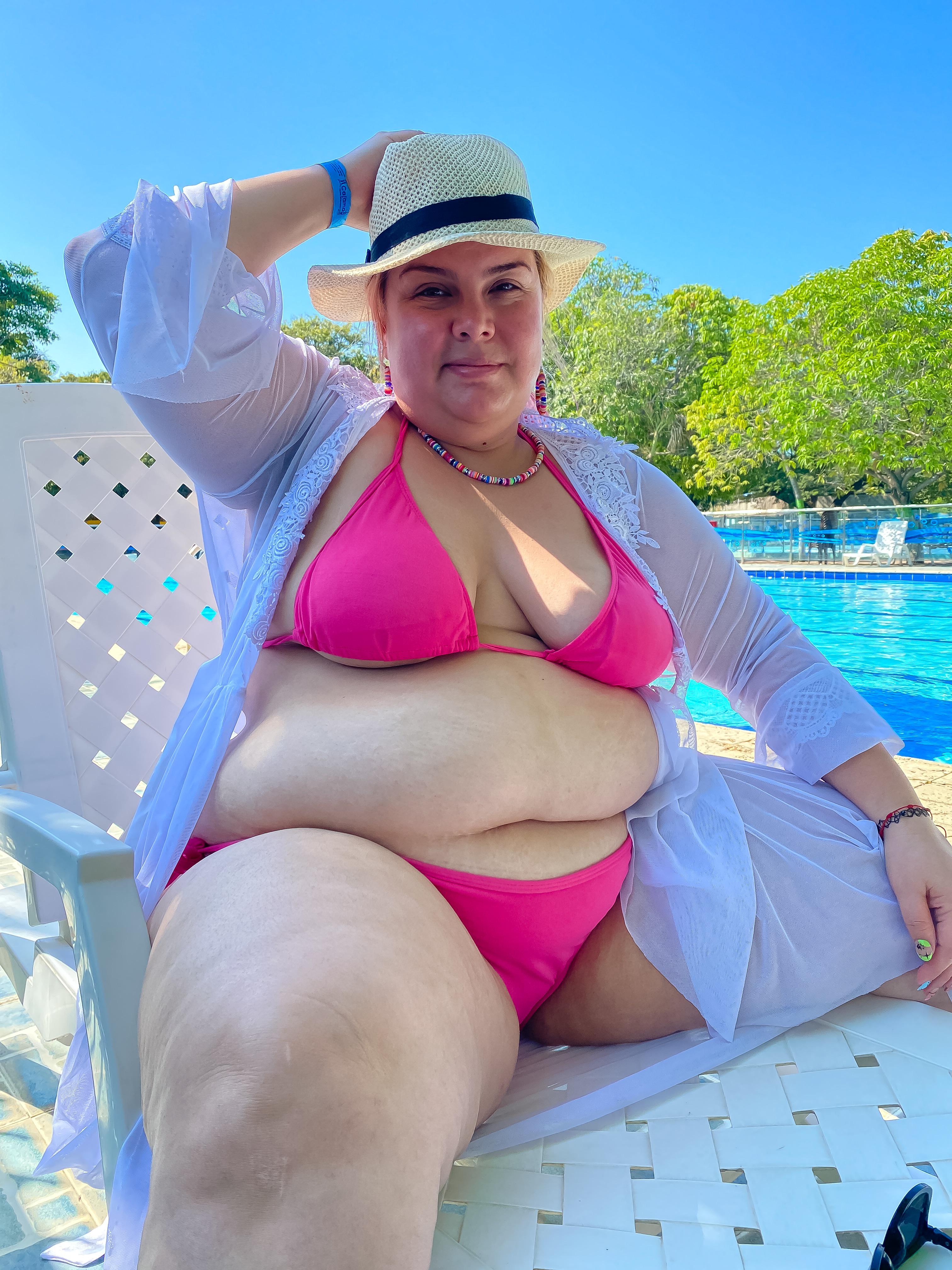 Pool day 👙 : ucatalina_cataline