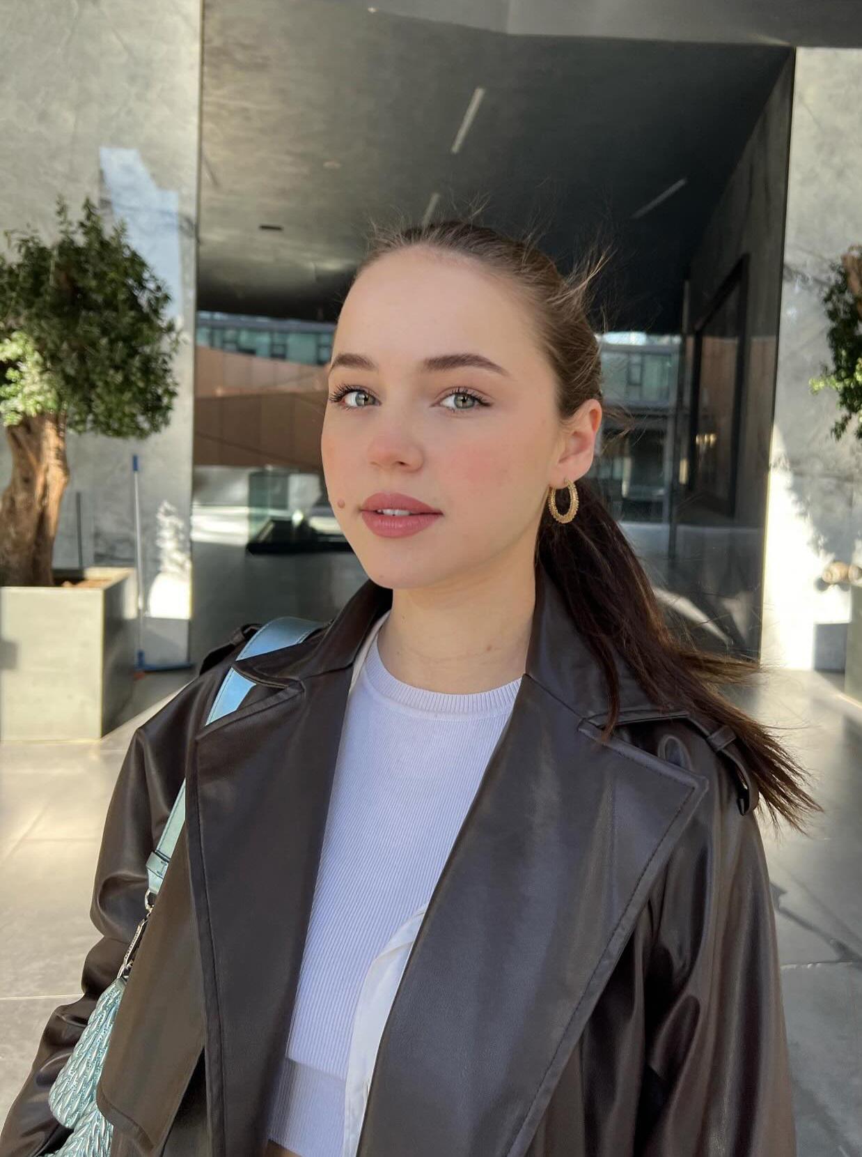 Anna Deniz Şaylan · Reddxxx | the NSFW browser