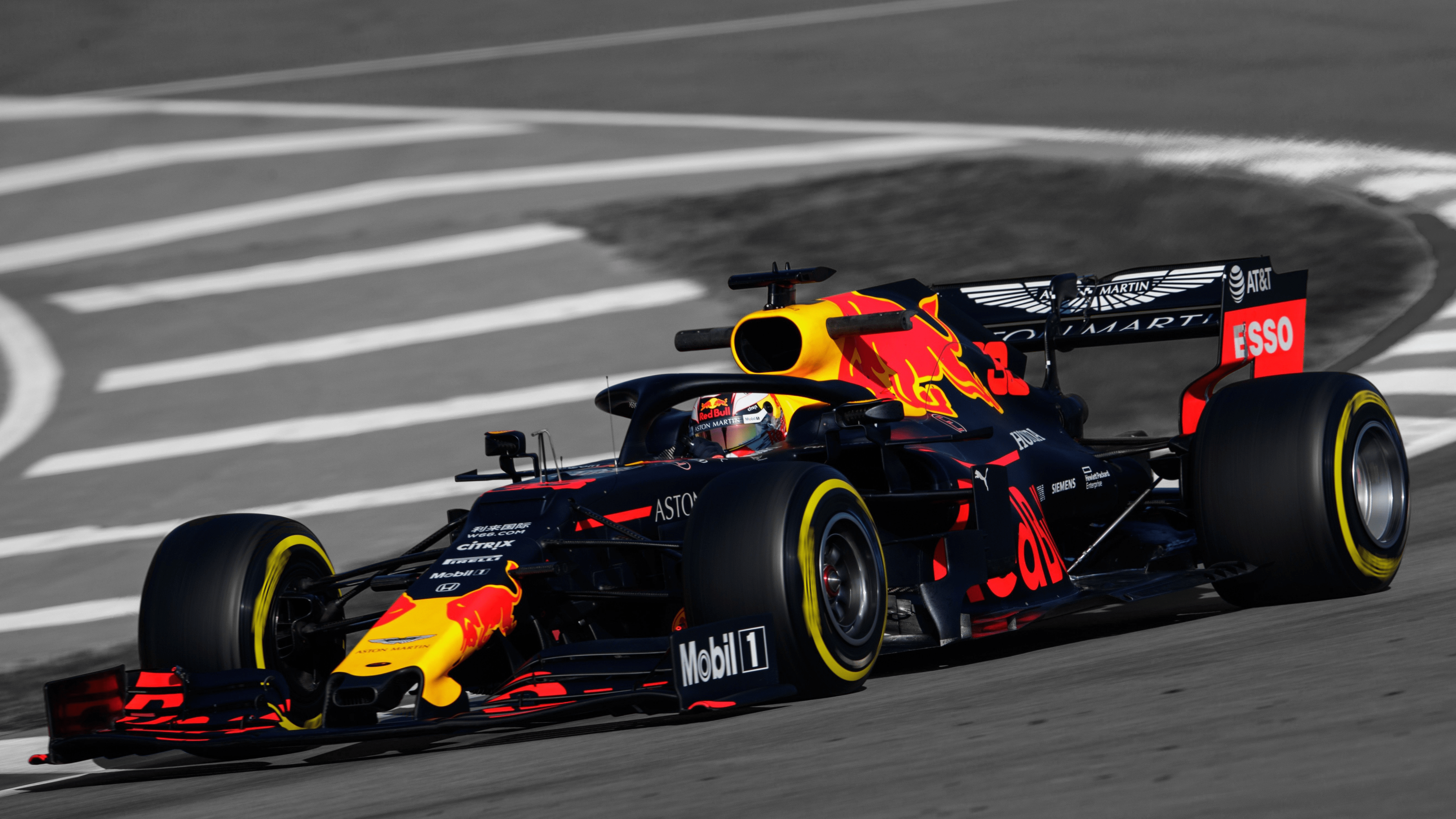 Honda Supplies The Power Unit To The Aston Martin Red Bull