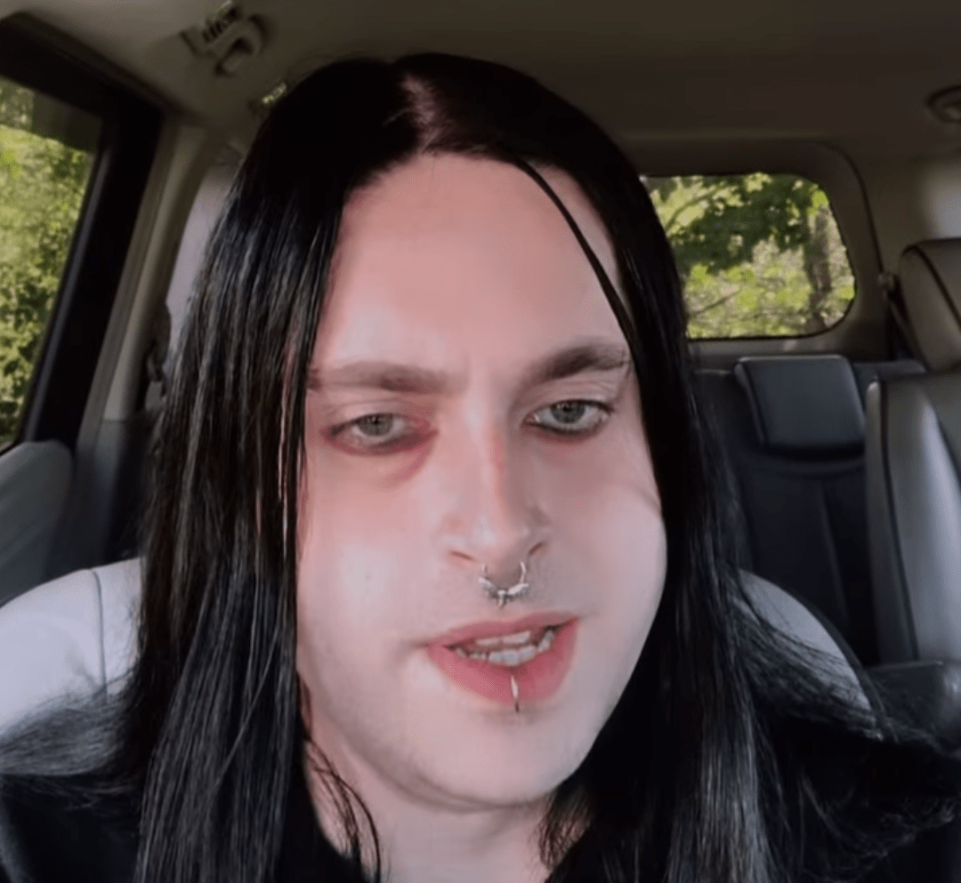 Plagued Moth makes fun of 18 year old car crash victim Nikki Catsouras to  epically own uhh...someone probably : ryoutubedrama