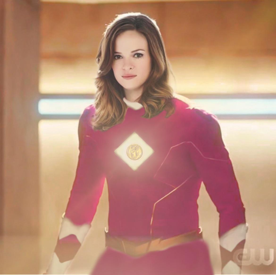 HOLY MONKEY SOCKS! CAITLIN SNOW IS THE PINK POWER RANGER?!?!?! : rFlashTV