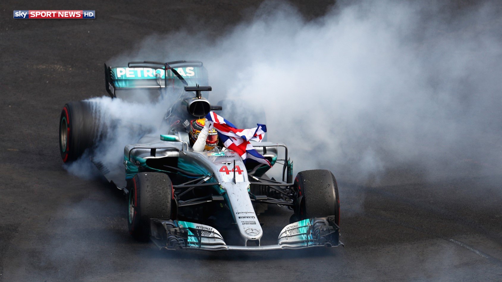Lewis Drifting Formula1