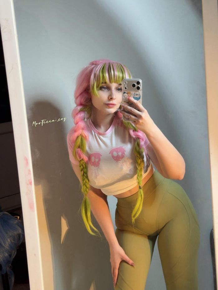 itsjuicyZoe