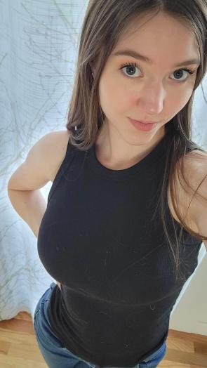 Do I have pretty eyes?