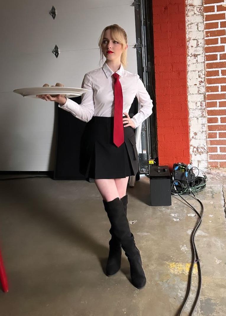 Mckenna Grace fake nudes - pure excitement!