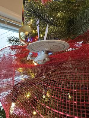 Featured Star Trek Starships for December 17, 2025