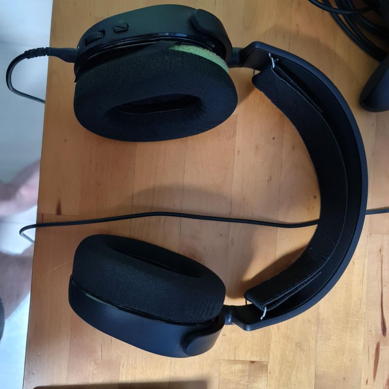 Help Identifying My Model R Steelseries - Perfect Abstract Image - Mobile