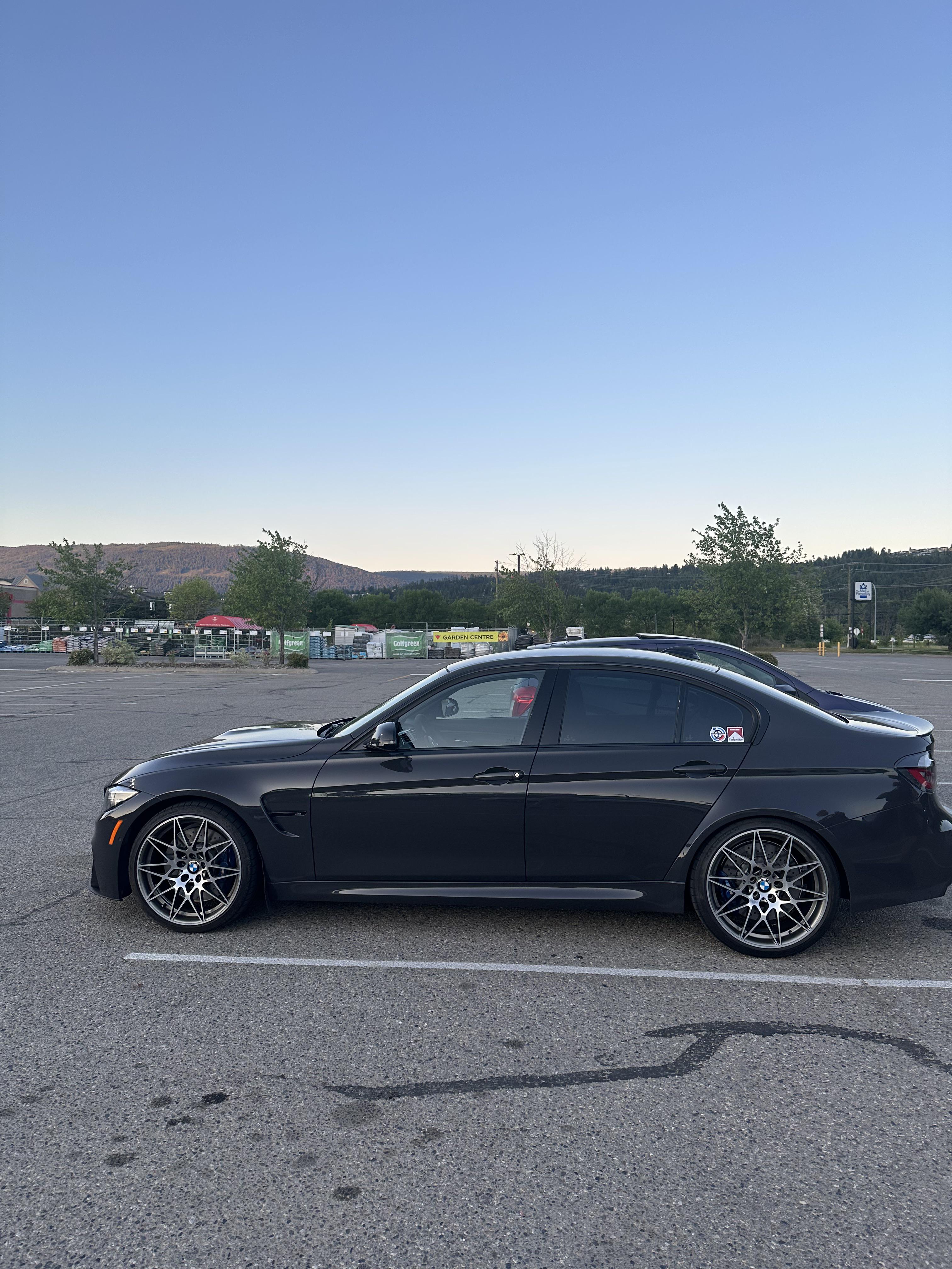 Aqueles que possuem um BMW, qual é a sua profissão? : rBMW