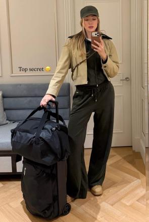 ‘Top secret’, Mirror selfie – IG January 2026