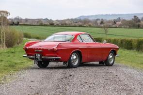 Volvo P1800