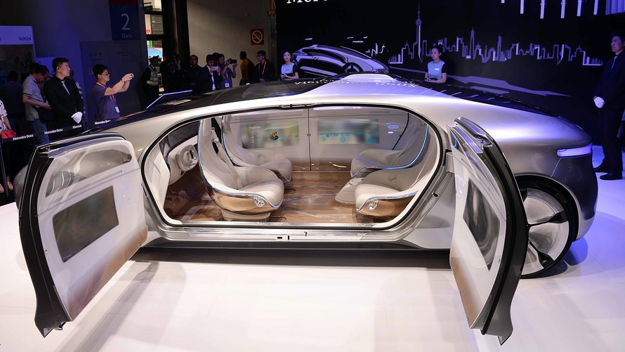 Mercedes Benz F 015 Luxury In Motion Driverless Concept