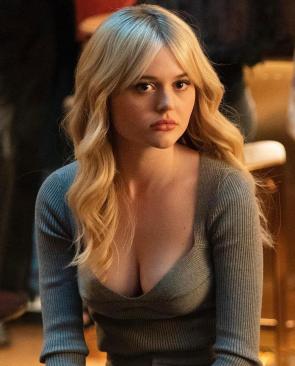 Emily Alyn Lind