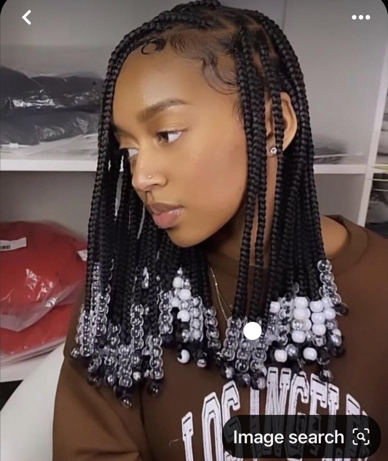 How much would yall pay for knotless medium box braids on natural hair? My  stylist is charging 150. This is my inspo pic : rNaturalhair