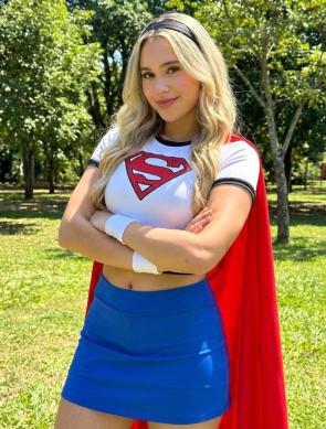 My Supergirl cosplay (sabrina)
